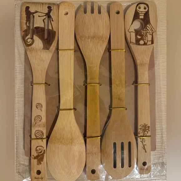 Nightmare Before Christmas 5 Pcs Wooden Spoons - Picture 6 of 10